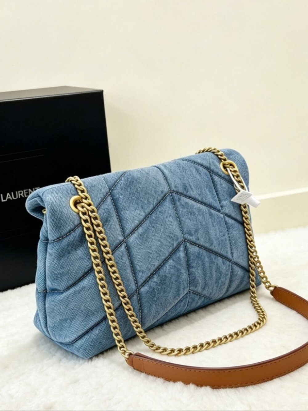 Saint Laurent Puffer Medium Bag - Picture 5 of 6